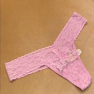 Victoria’s Secret lace thong NWT